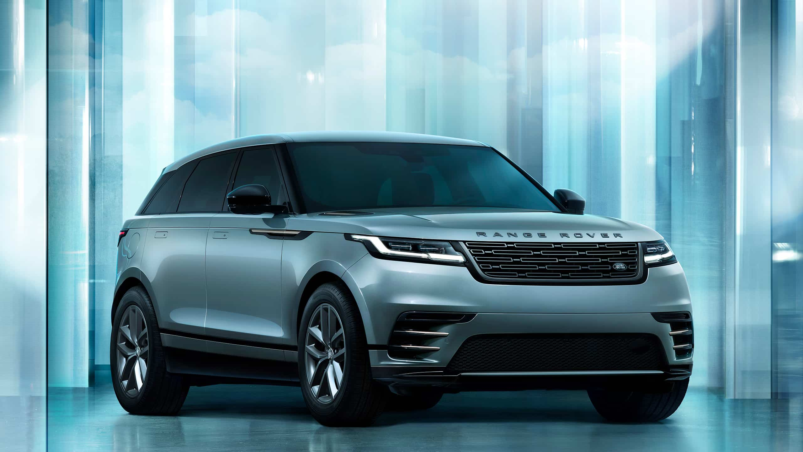 Range Rover Velar with glass background